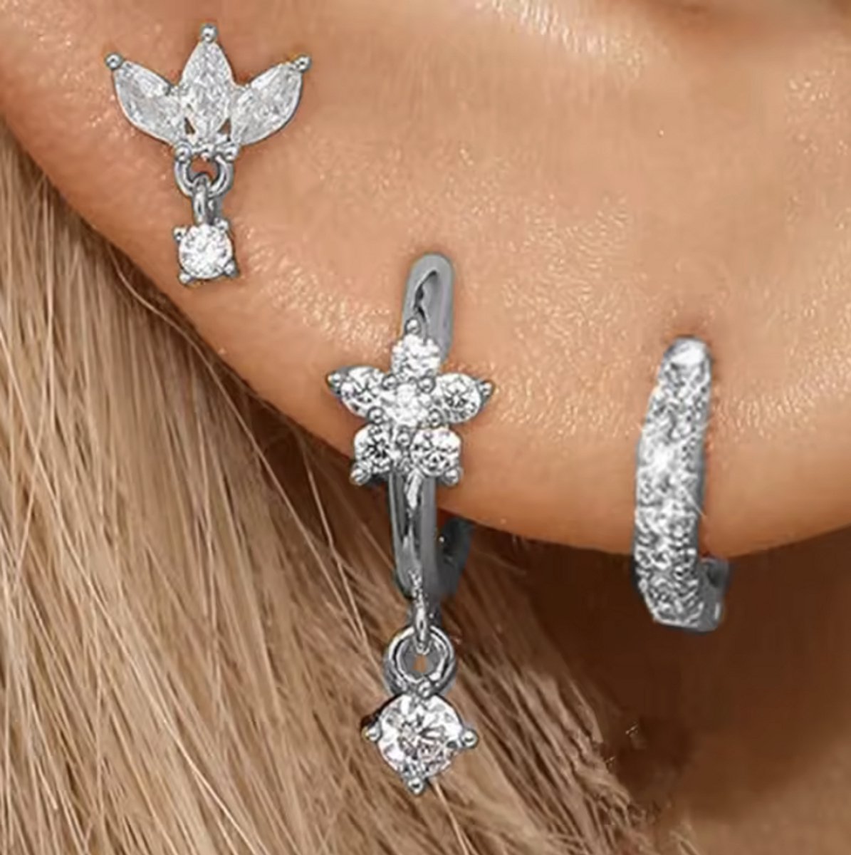 Oorbellen Set - 3 stuks - Kleur: Zilver - 3 stuks - Luxe Oorbellen - Incl. Cadeauverpakking - Oorhangers / Oorring / Oorknopjes - Hoge Kwaliteit RVS - Stainless Steel / Roestvrijstaal - Verkleurt Niet - Oorbellen Set - Oorbellen Vrouwen / Dames