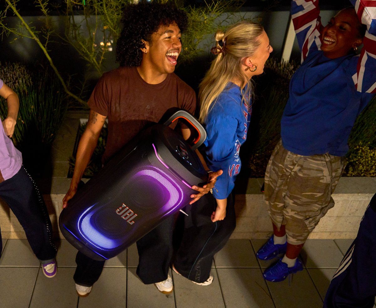 JBL PartyBox 330 - NIEUW - Draadloze Bluetooth Party Speaker – Op Wielen – Uitschuifbare Handgreep - Spatwaterdicht - LED verlichting - 18 uur - Zwart thumbnail 6