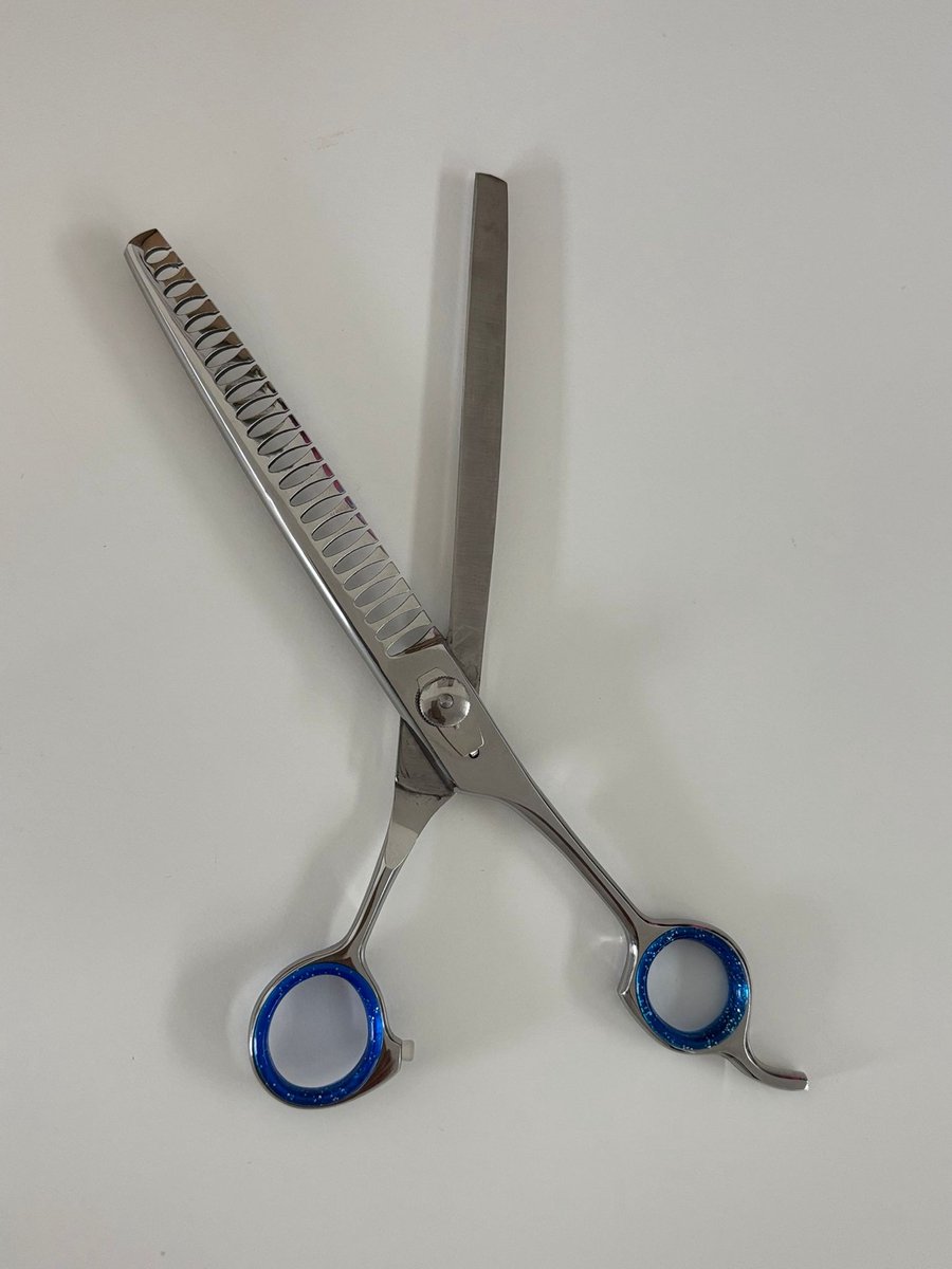 Belux Surgical Instruments / Professionele uitdunschaar - Efileerschaar - Rechtshandig - Uitdun kappersschaar - RVS - Knipschaar - Voor het knippen van haar - 16 cm - Kapperschaar - Zilver / Donker Blauw