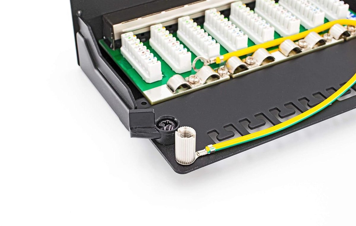Patchpaneel 12 Poorts - Netwerkverdeelveld RJ45 - Netwerk Installatie - Volledig Afgeschermd - 12 Poorts - Zwart