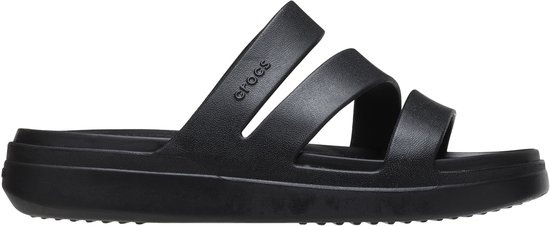 Sandale Crocs noire à semelle plateforme et deux brides larges croisées sur le pied.