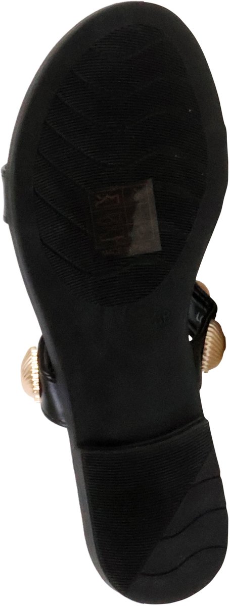 Sandalen om aan te trekken