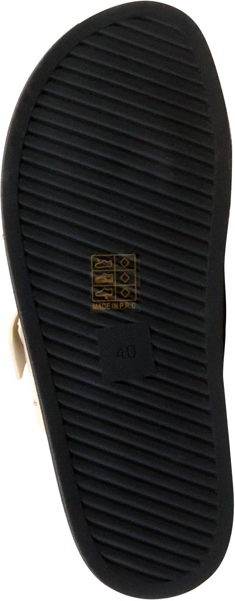 Sandalen om aan te trekken