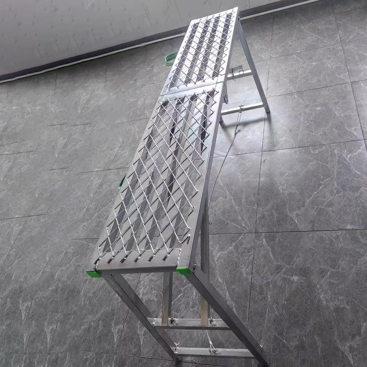 Werkplatform Steiger - Werkplank Steiger - Binnenhuisinrichting Werk - Hoogte Verstelbaar - 30cm Breed 140cm Lang