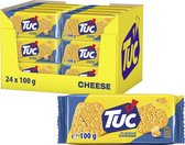 Doos met 24 pakken TUC kaasflavour crackers en een los pak TUC kaasflavour crackers.