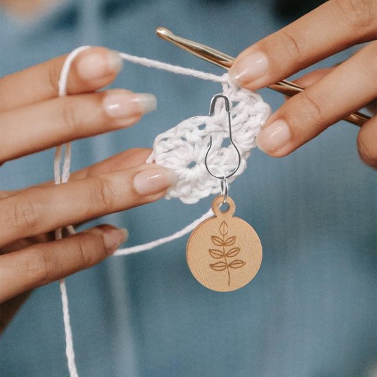 Ronde gebreide markeerset met plantmotieven voor breien en haken, natuurlijke houten markeringen met opbergdoos voor handwerkaccessoires — afbeelding 5