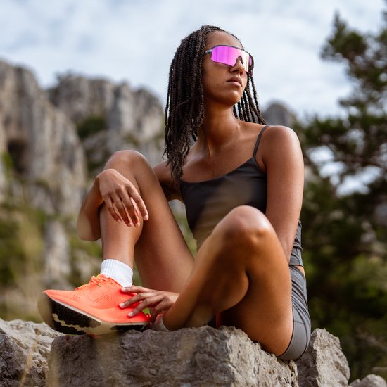 SINNER Calya - Sportbril/ Zonnebril - Lichtblauw/ roze - Unisex - One size - BIO based frame — afbeelding 4