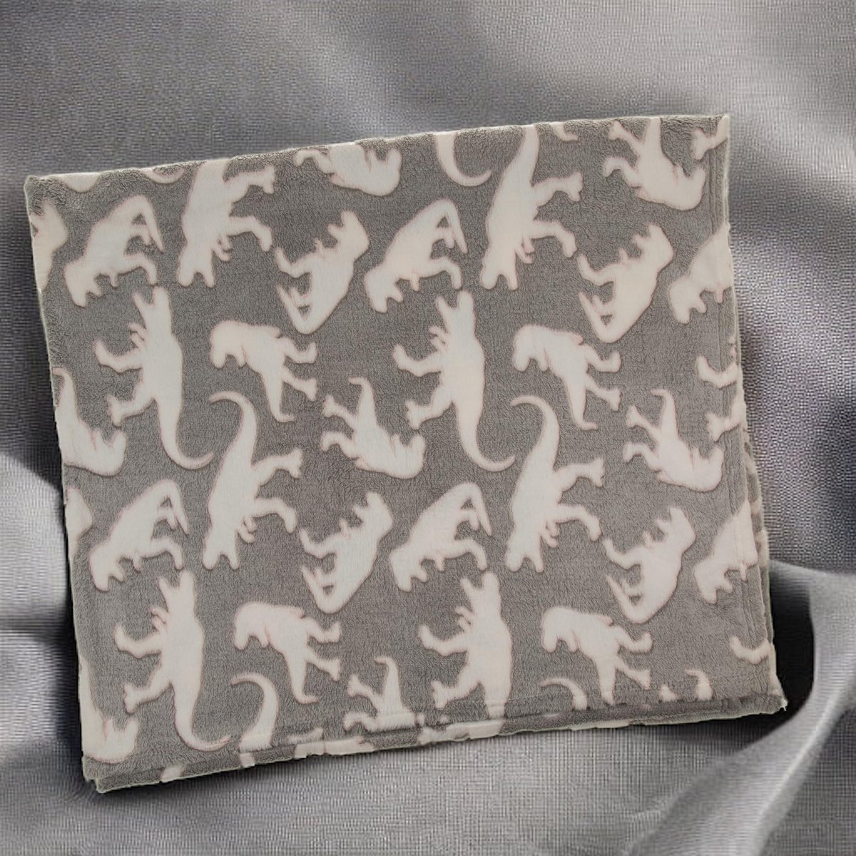 Dailygoody - Knuffeldeken - Glow-in-the-dark woondeken - Grijs - Dinosaurus motief - Perfect om te knuffelen - 150 x 130 cm - Voor volwassenen