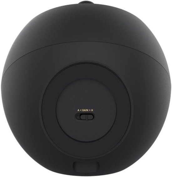 Zwarte ronde speaker met aan de achterkant een draaiknop voor gain.
