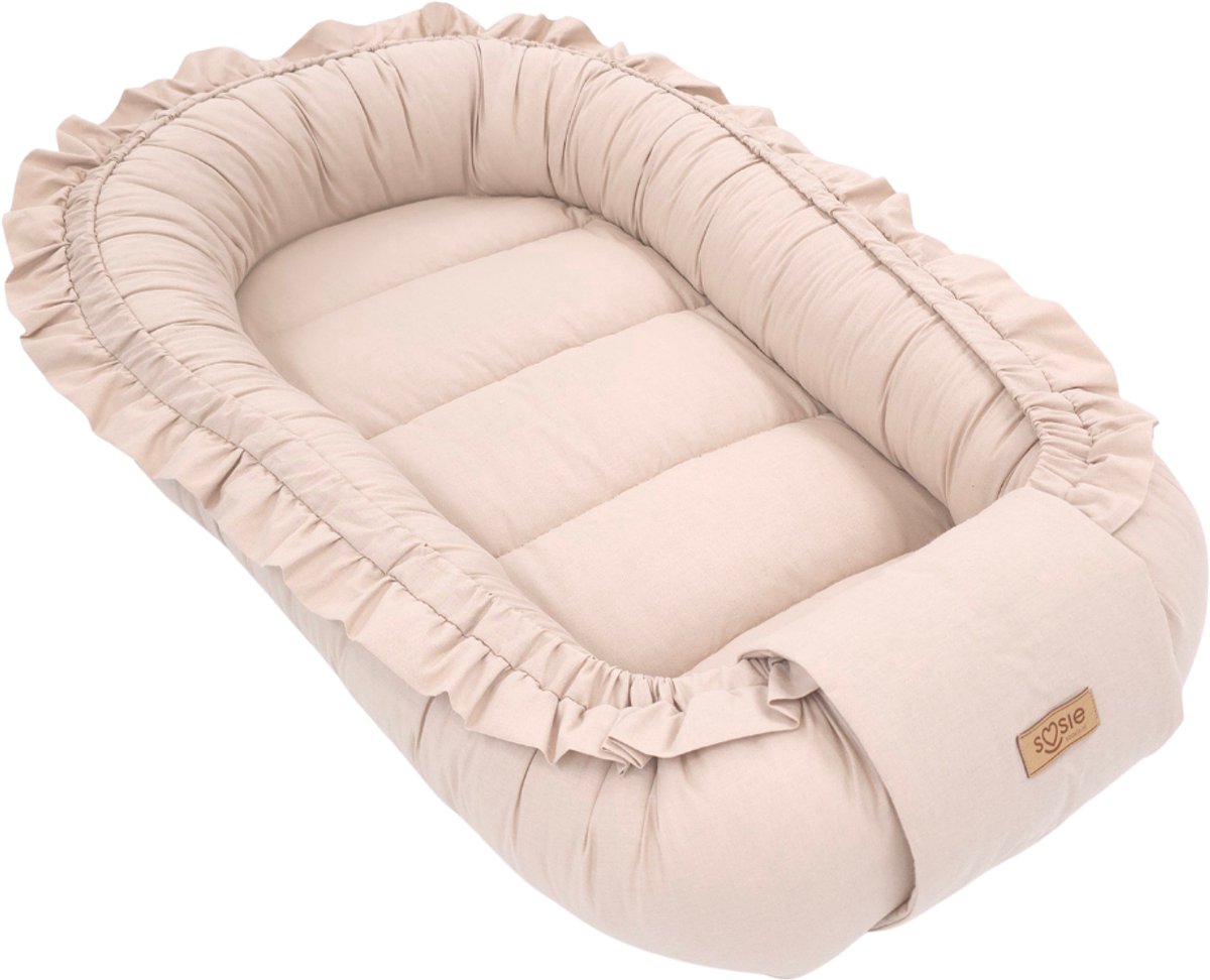 Bol.com Babynestje - FRILL - Babynest SET met kussen - Beige aanbieding