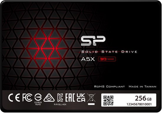 Zwarte interne SSD met rood gloeiend geometrisch patroon. SP logo en "A5X 3D NAND".