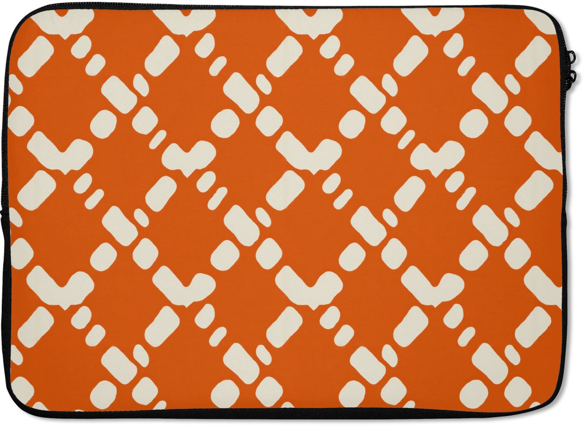 Laptophoes 14 inch - Oranje - Ruitpatroon - Wit - Laptop sleeve - Binnenmaat 33x23 cm - Zwarte achterkant