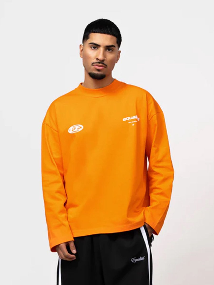 Stay equal longsleeve tee