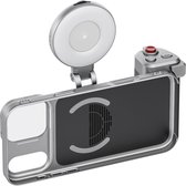 iPhone cameragrip met magnetische lamp en filterbevestiging. Zilverkleurige grip met zwarte lederen handgreep.