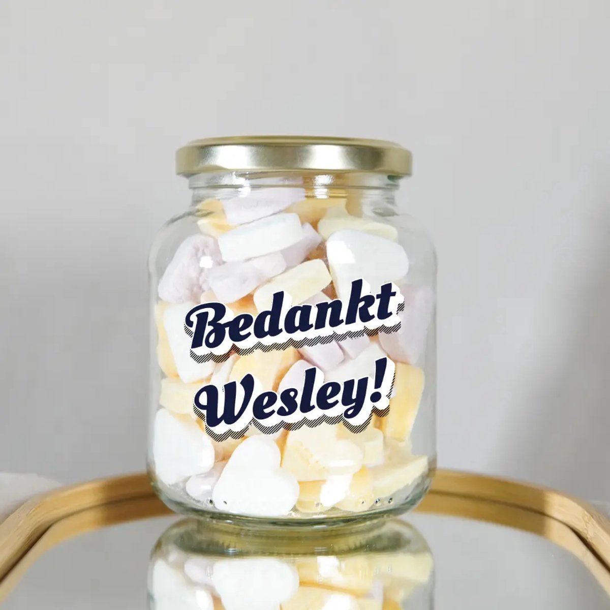 Gepersonaliseerd Bedankt Cadeau met Naam - Snoeppot Cadeau Bedankje - Afscheidscadeau Collega - Cadeau voor Buurvrouw, Vriend of Collega - Origineel Waardering Geschenk - Glazen Pot met Hartjes 200 gram