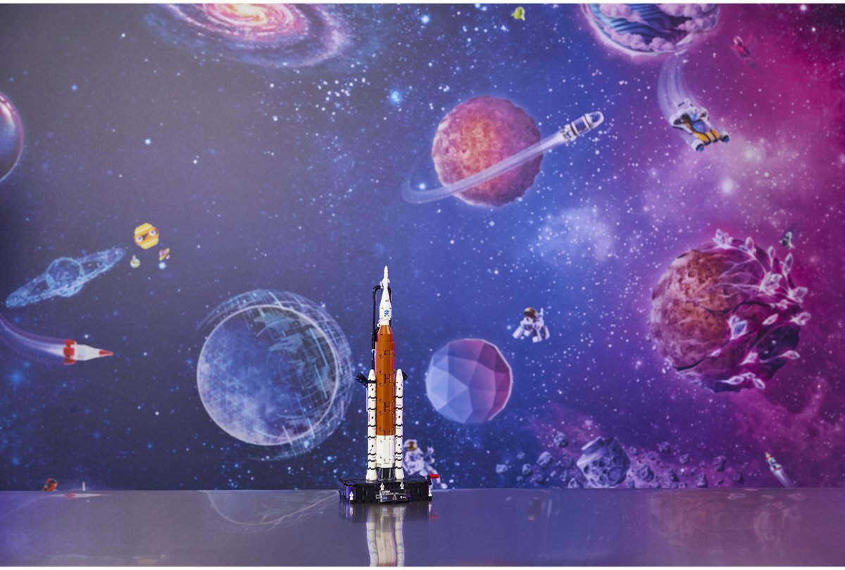 LEGO® Technic NASA Artemis Ruimteraket - 42221 — afbeelding 17