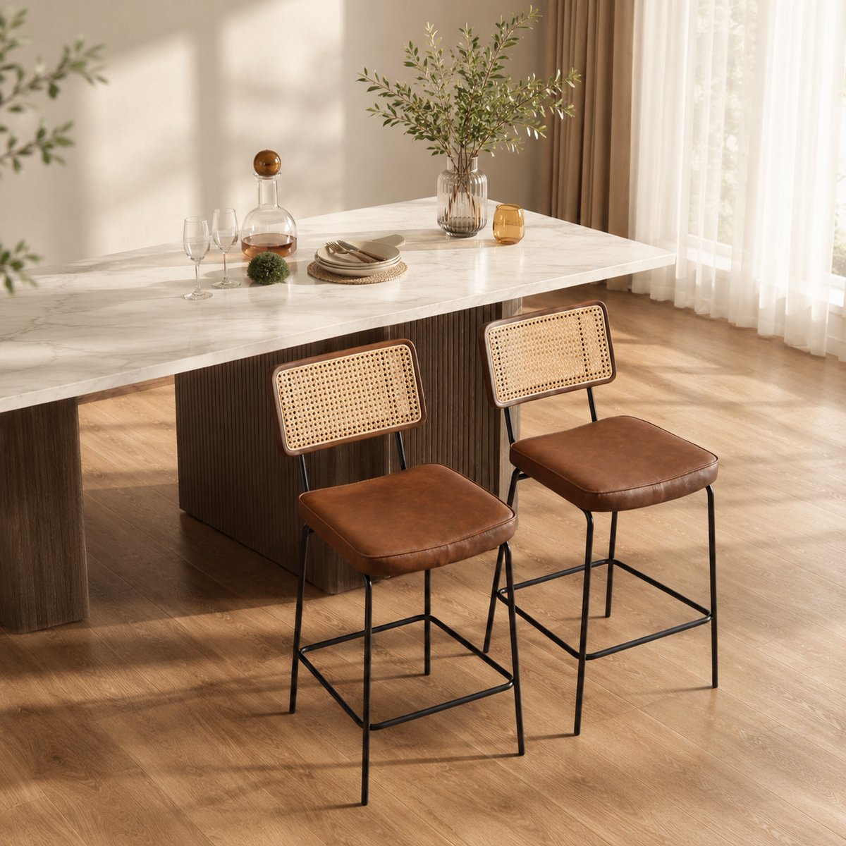Welltin Eetkamerstoelen Set Van 2 - Eetkamerstoel - Eetkamerstoelen - Gewatteerde zitting - Massief houten frame - PU - Metalen stoelpoten - Modern Design - Bruin