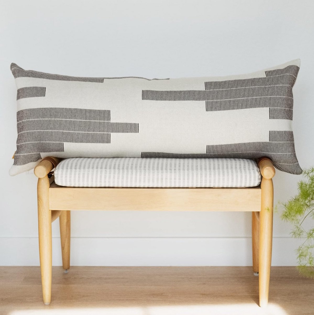 Luxe Katoenen Lumbaal Kussenhoes - Geometrisch Patroon - Rechthoekig - 35x90 cm - Zwart Wit
