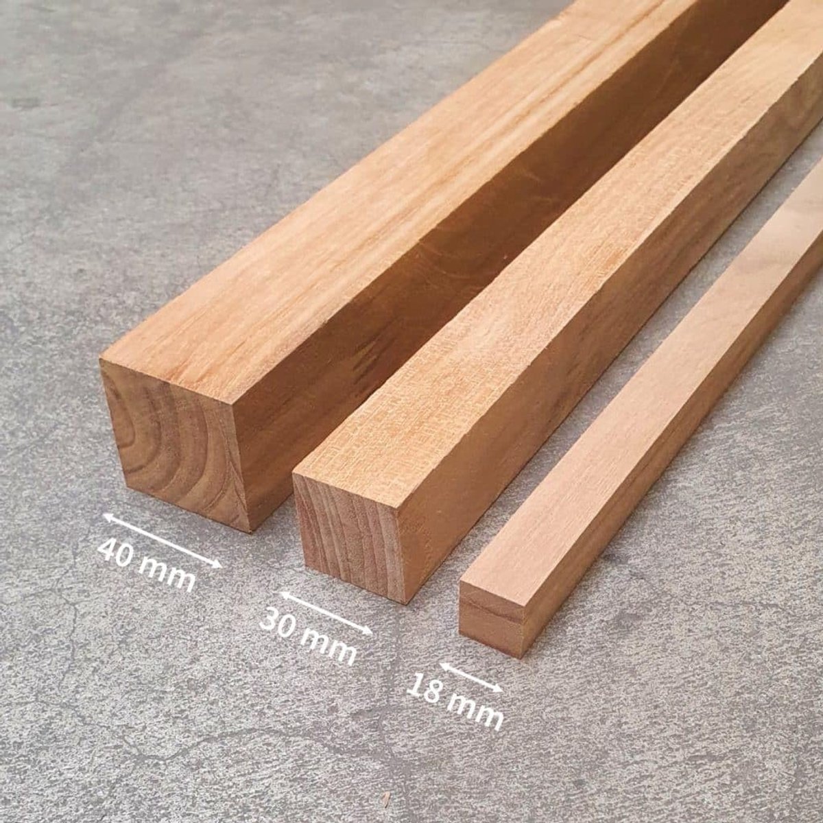 Teakhouten stok - Houten lat - Meubelbouw - FSC gecertificeerd - 40x40mm - Houtkleur