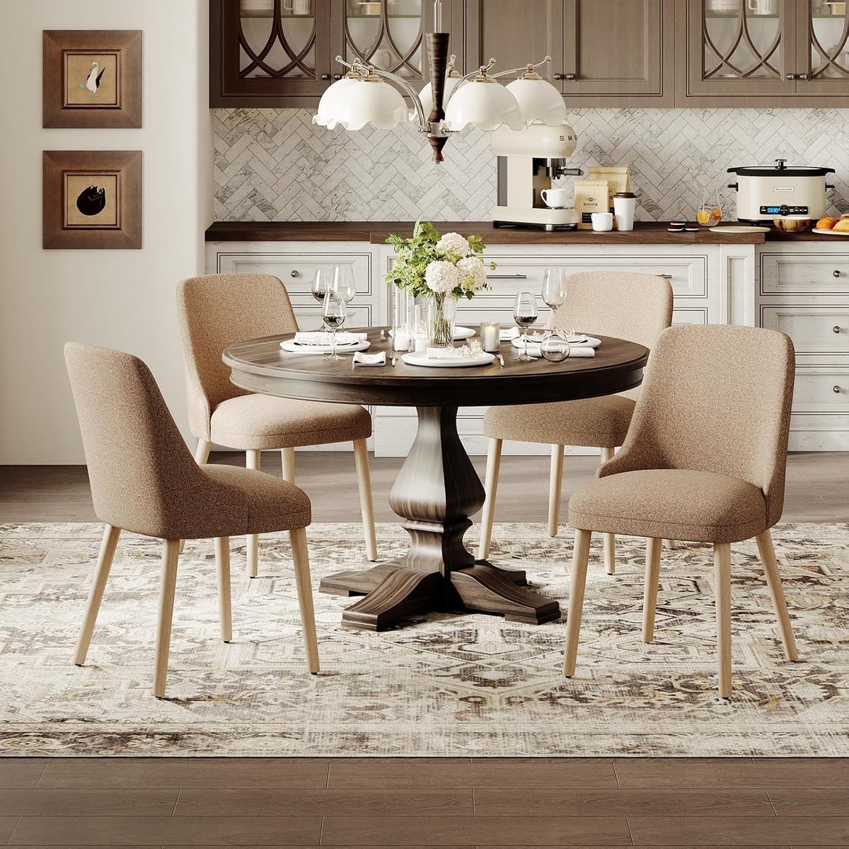 Eetkamerstoelen set van 4 – Gestoffeerde stoelen met houten poten en hoge rugleuning 53,5 x 48,5 x 82,5 cm – Mid-Century modern design in camel – Laura