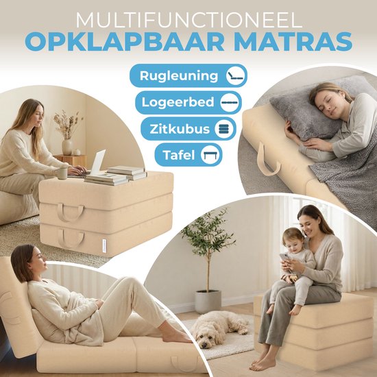 Vrouwen gebruiken het crèmekleurige opklapbare matras als bank, bureau en bed. Matras met handvatten, gestapeld en in gebruik.