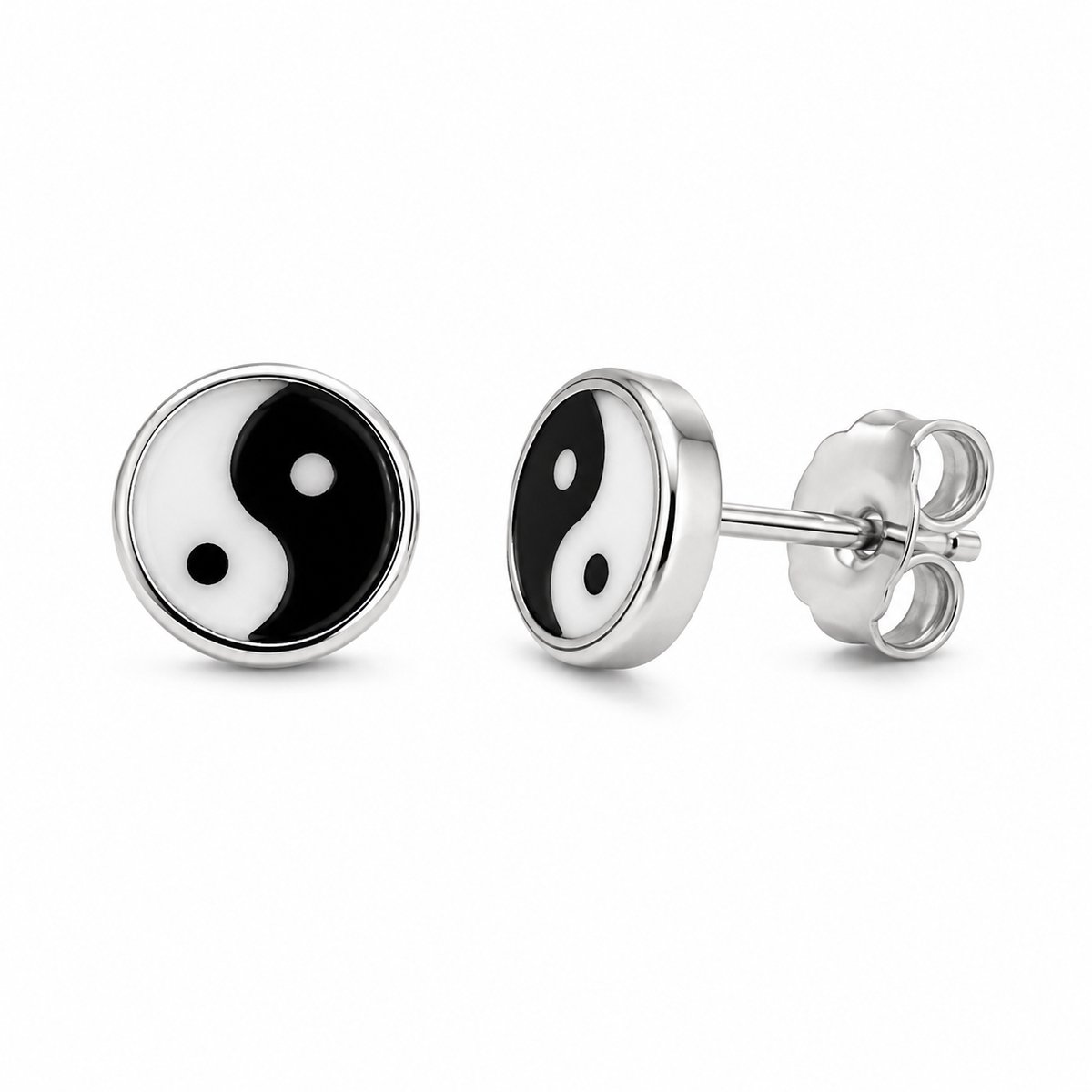 Zilveren yin yang oorknopjes met emaille – ronde oorstekers – 7 mm – zwart wit