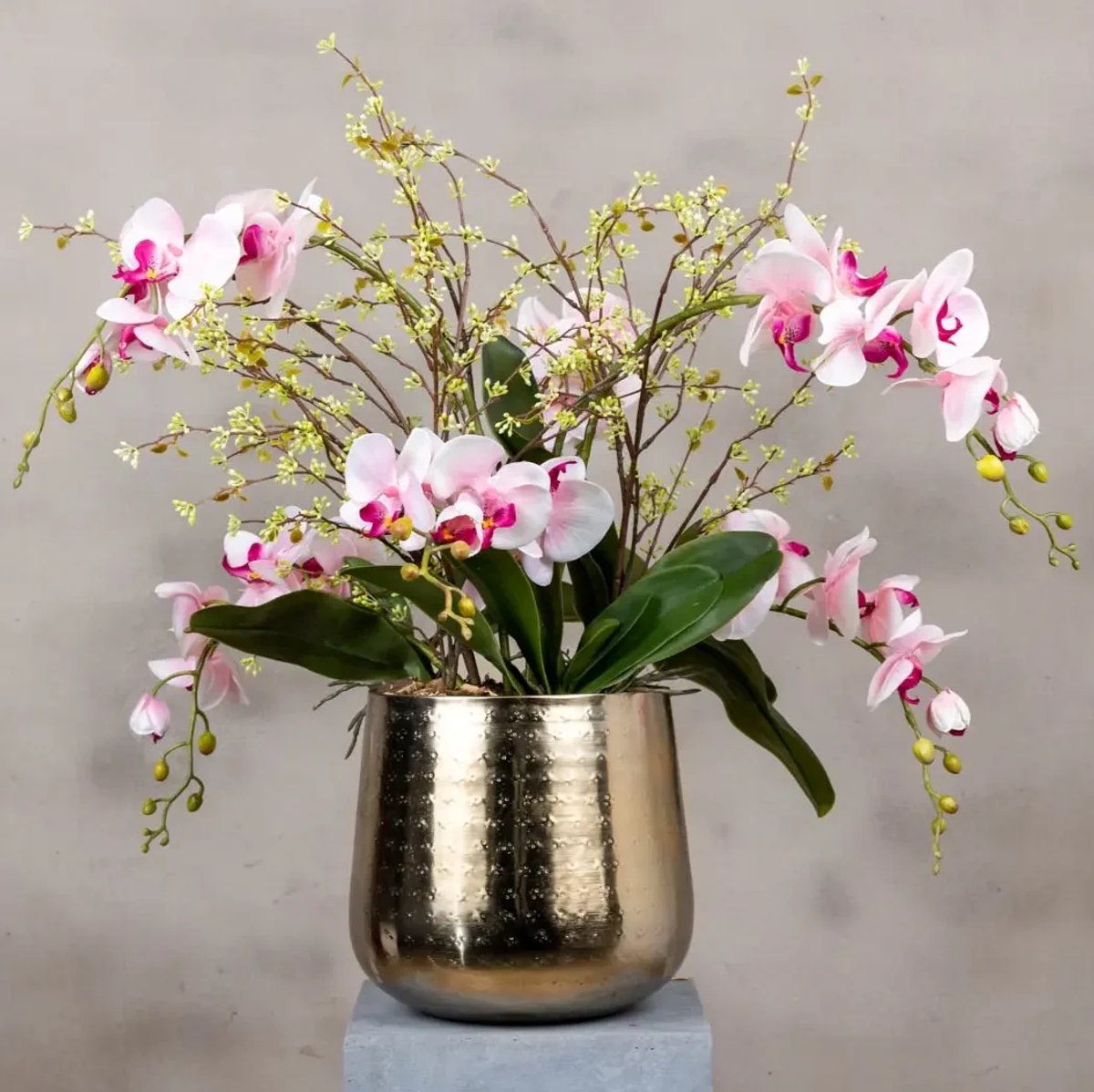 Kunstbloemstuk Emilia | Fuchsia | 60 cm