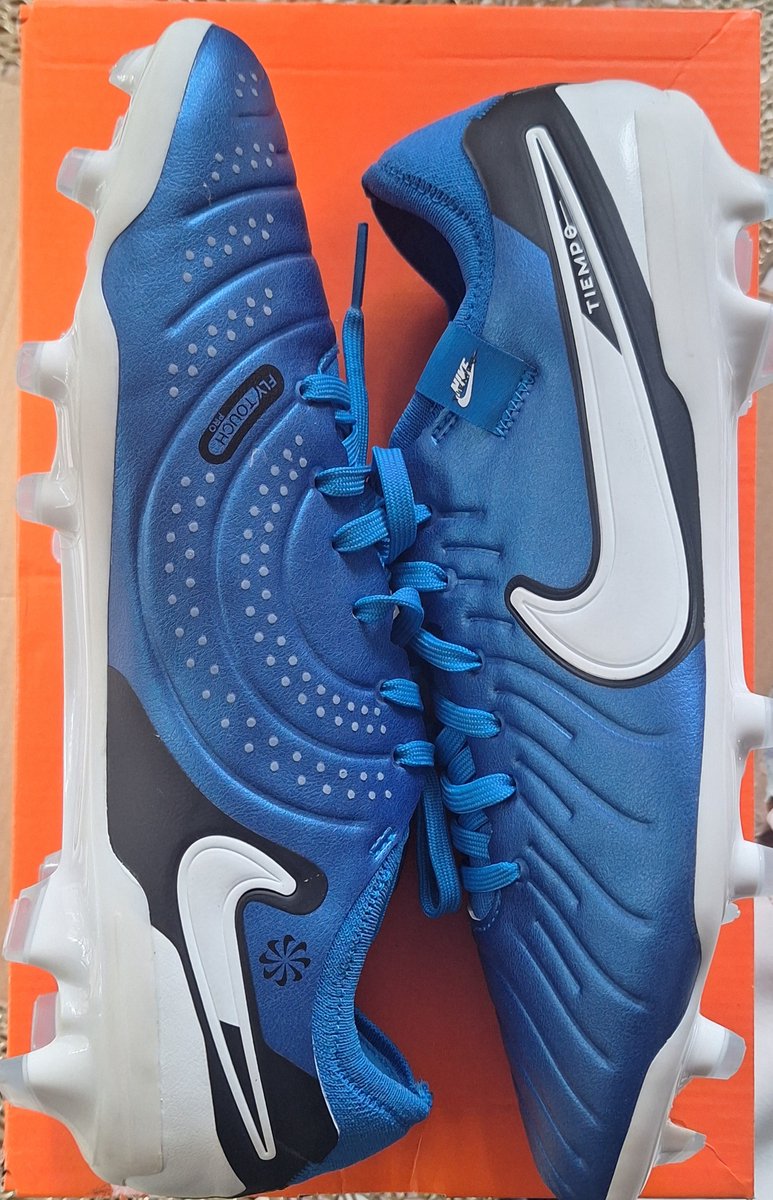 Tiempo Legend 10 Pro voetbalschoenen Maat 9/43