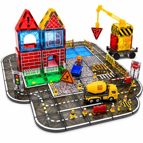 Jouets de construction magnétiques avec routes, deux maisons, grue, camion à ciment, ouvrier et nombreux panneaux de signalisation.