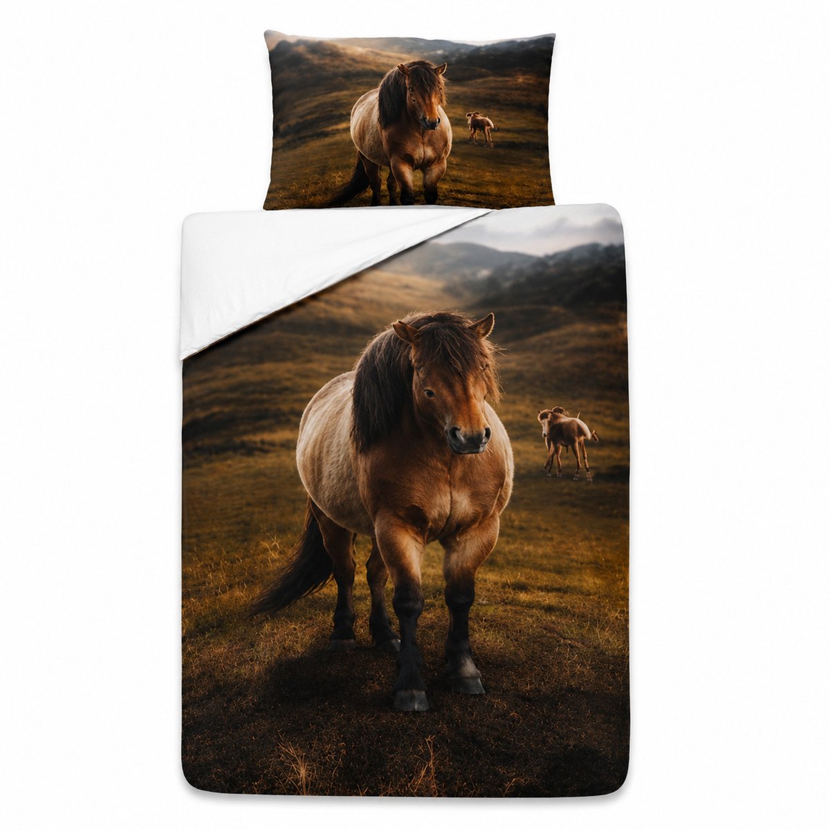 Decoware Kinderdekbedovertrek Newfoundland Pony 140x220 cm - Katoen Renforcé - Eenpersoons - Met Kussensloop - Paarden Thema