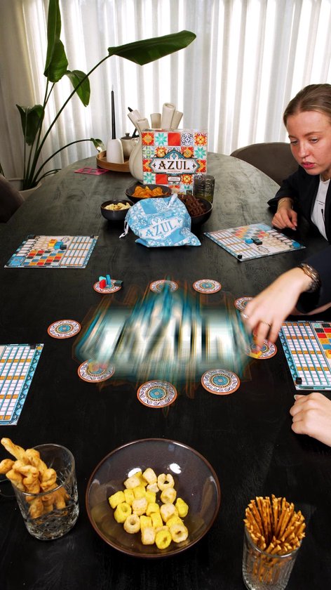 Next Move Games Azul - Tactisch bordspel voor 2-4 spelers - Vanaf 8 jaar