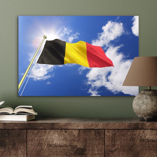 Le drapeau de la Belgique flotte dans les airs Aluminium 60x40 cm - Tirage photo sur Aluminium (décoration murale en métal)