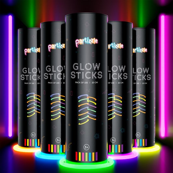 Partizzle 500 stuks Glow in the Dark Sticks met Connectors - Glowsticks - Neon / Carnaval / Kerst / Oud en nieuw Party Artikelen Breekstaafjes - Verjaardag Feest Versiering / Decoratie - 7 Kleuren