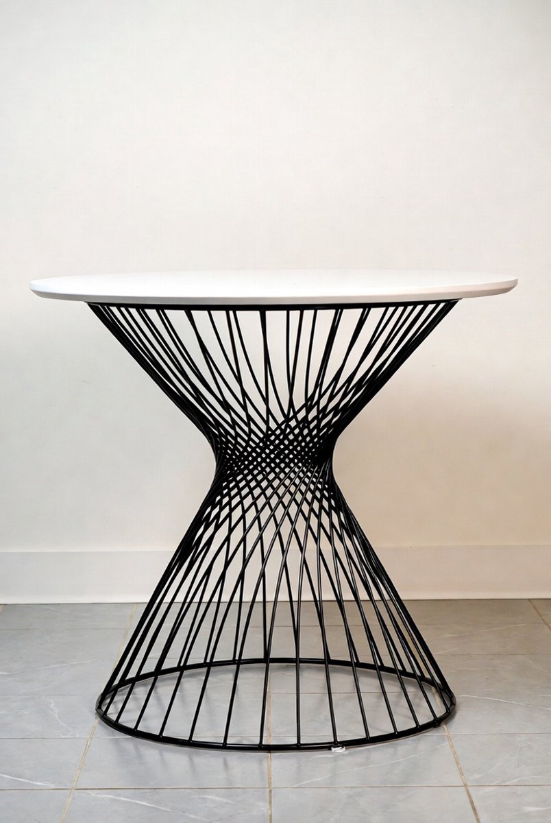 Vierkante Eettafel Modern Wit – Houten Tafelblad met Zwarte Metalen Draadpoten – Keuken-, Woonkamer- & Restauranttafel voor 4 Personen – Compact Design 59x59 cm (105x75,5 cm variant) – Ganeey