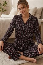 Jane Wolf Luxe Dames Pyjama Set - Tweedelig Huispak met Knoopsluiting - Lange Mouwen & Lange Broek - Premium Doorknoop Pyjama - Zwart met Roze Hartjes 4602 Maat S