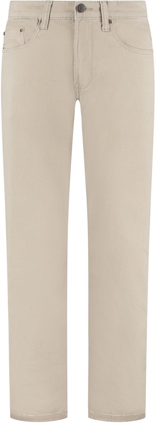 Close-up van een beige chino broek, voorkant, met zakken en knopen.