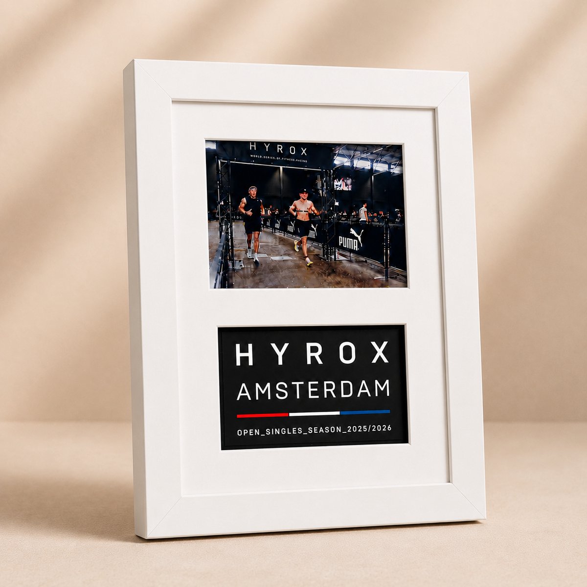 T3D HYROX Fotolijst Patch Display Frame Verticaal - Wit - Sport Herinnering Display - Hyrox patch - A7 Foto Formaat