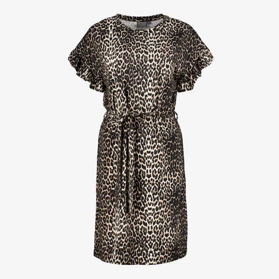 Robe marron imprimé léopard, manches courtes bouffantes et ceinture à nouer.