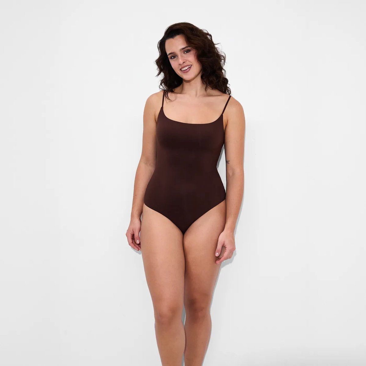 Cami Bodysuit String-Bruin-3XL