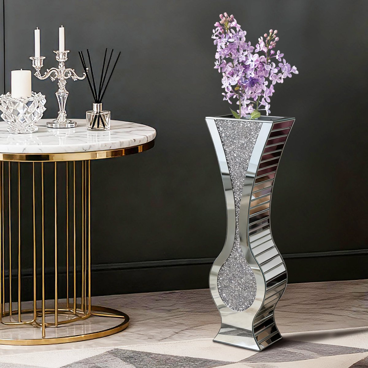 Artloge Hoge Vloervaas - Zilveren Bloemenvaas H68,5 cm- Spiegelende Crushed Diamond - niet voor waterArtloge Hoge Vloervaas - Zilveren Bloemenvaas H68,5 cm- Spiegelende Crushed Diamond - niet voor water