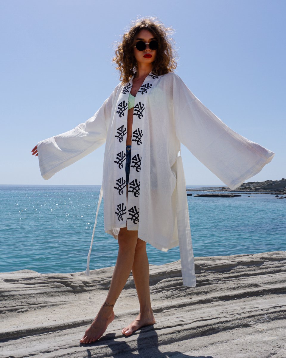 Samimi Samsara Luxe Kimono Wit met Zwarte Details