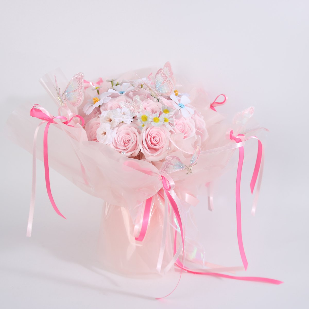 La Roselle Amsterdam Luxe Lichtroze Kunstrozen Boeket met Vlinders en Parels – Roze Cadeauverpakking kunstbloemen – Butterfly Blossom Rose Bouquet Collection