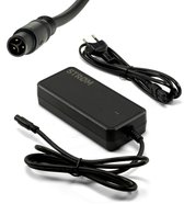 Zwarte Strøm fietsaccu lader met 3-pins connector en stekker.