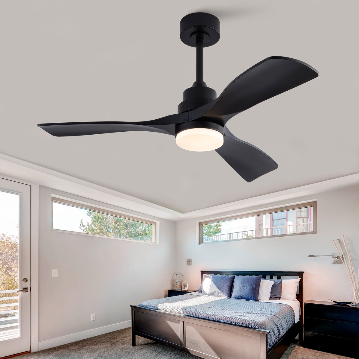 Gutent - Moderne zwarte plafondventilator met lamp - 107cm - 3 bladen - Stille DC motor - Zomer- en winterstand - Geheugenfunctie
