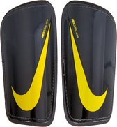 Nike Voetbal scheenbeschermers kopen? Kijk snel! | bol.com