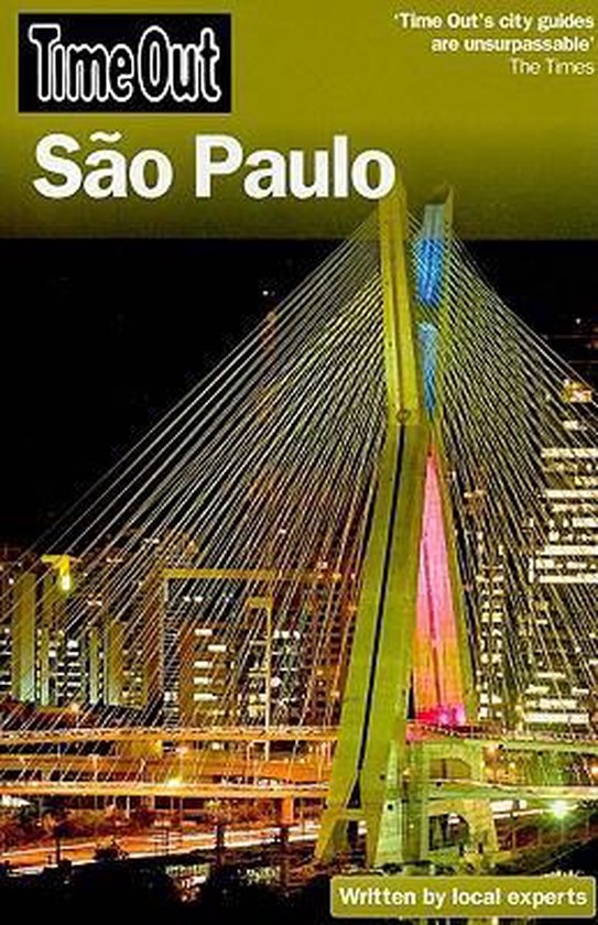 Boek 'Time Out São Paulo' met de Ponte Estaiada verlicht in het roze en blauw.