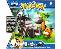 Ionix Basic Playset - Pancham vs EeveeIonix
