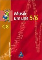 Musik um uns 5/9. Ausgabe für das achtjährige Gymnasien in Bayern. Schülerband