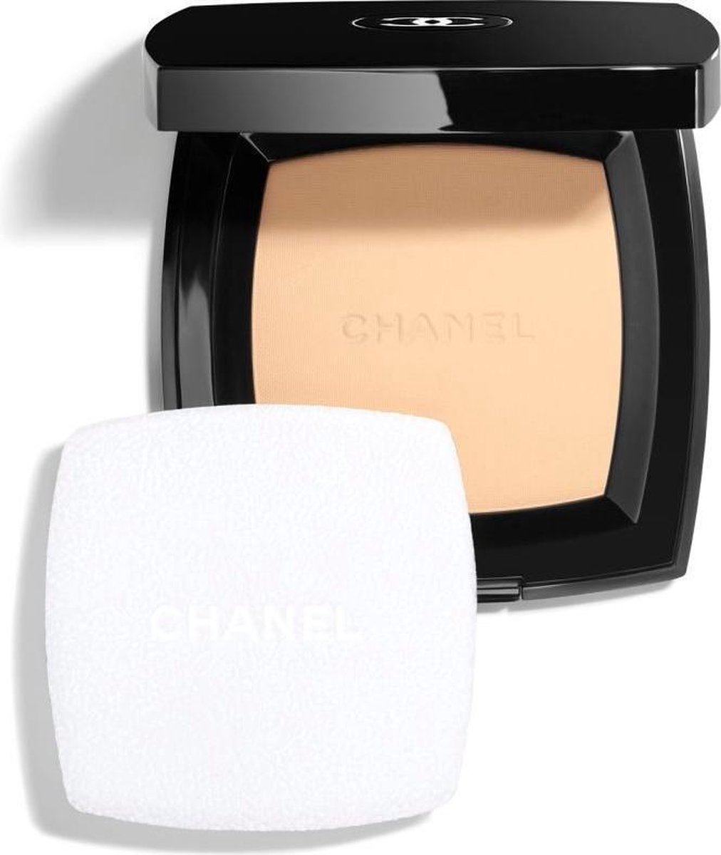Chanel compact deals
