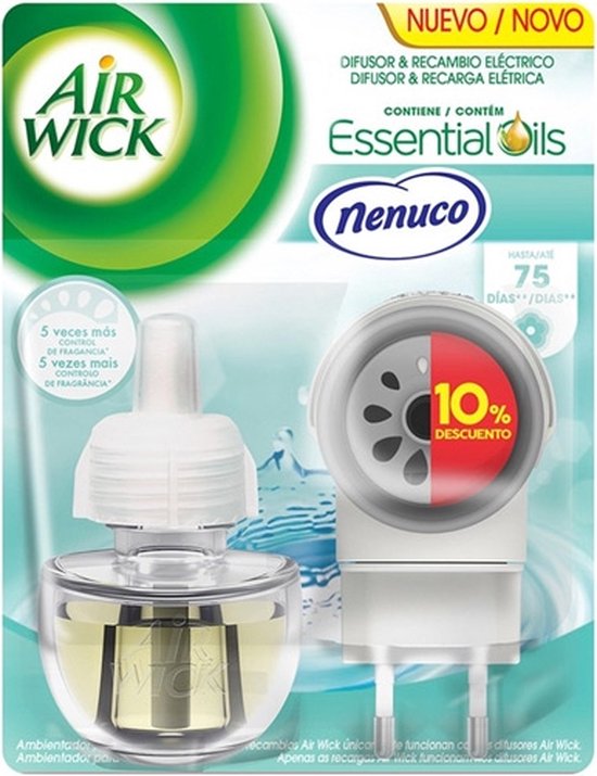 Air Wick elektrische luchtverfrisser met Nenuco geur, inclusief 2 navullingen. Verpakking met teksten: "NUEVO / NOVO", "Essential Oils", "75 DÍAS / DIAS", "10% DESCUENTO".